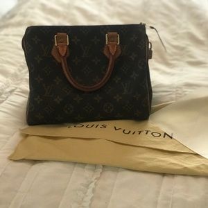 Louis Vuitton Speedy 25